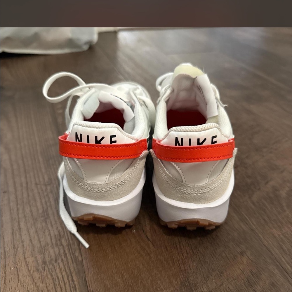 Nike Women's White and Beige Sneakers with Orange Accent 6.5 leopard print NWOB - Picture 6 of 6